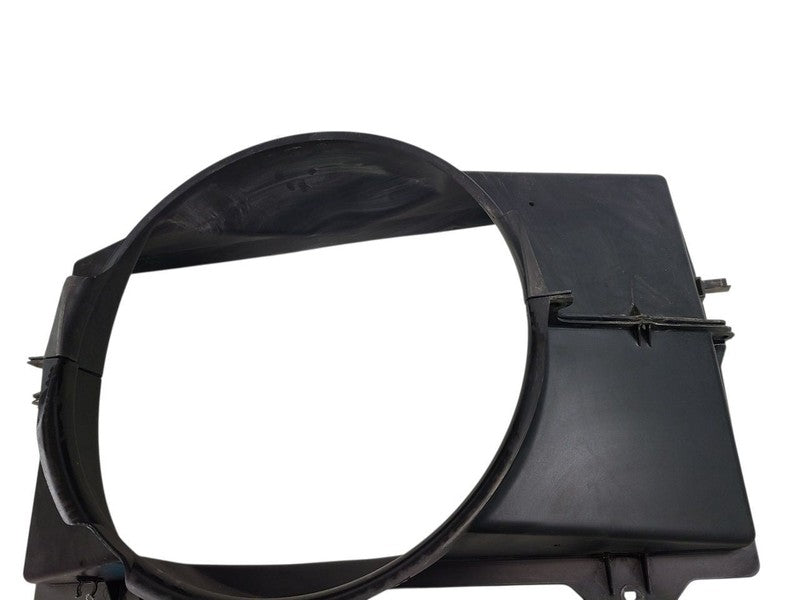 SUBURBN15 2004 Radiator Shroud 636686