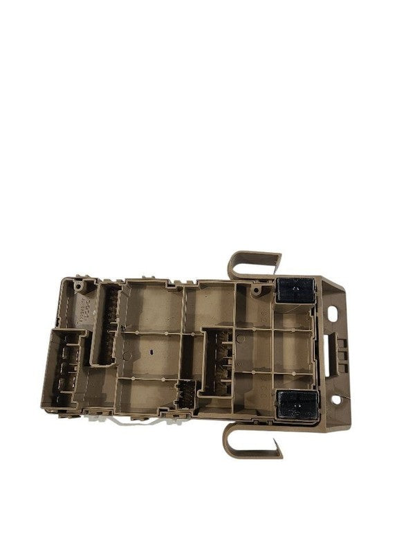 LEGACY    2013 Fuse Box Cabin 653690