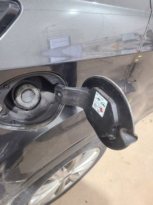 ESCAPE    2018 Fuel Filler Door 650383