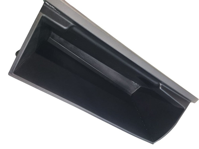 SIENNA    2019 Glove Box 670052
