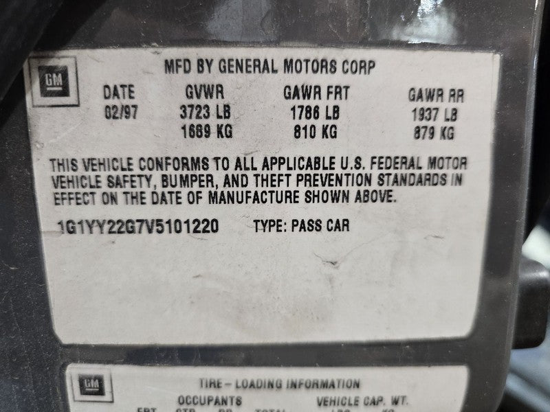 CORVETTE  1997 Seat Belt Front 633007