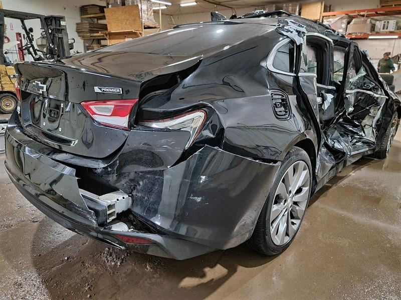 Camera/Projector Rear View Camera Opt UVC ID 23334180 Fits 16-20 MALIB