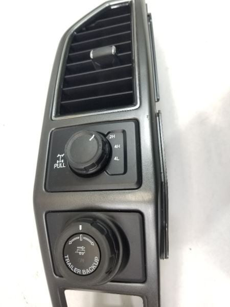 F150      2017 Dash Bezel 543848