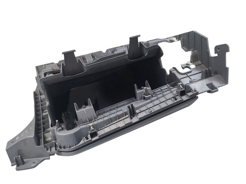 TRANSIT15 2019 Glove Box 666524
