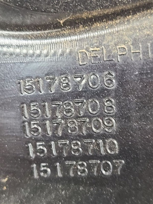 SUBURBN15 2004 Dash Bezel 637608