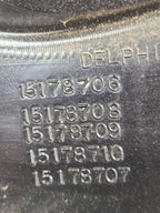 SUBURBN15 2004 Dash Bezel 637608