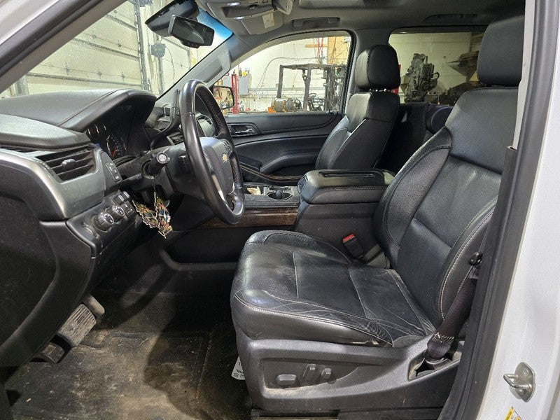 Passenger Right Front Door Fits 15-20 SUBURBAN 1500 620879