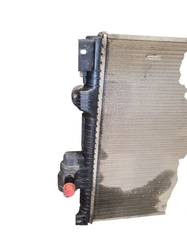 Radiator Engine Cooling Fits 11-16 FORD F250SD PICKUP 637168