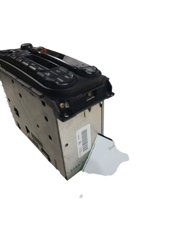 Audio Equipment Radio Receiver Radio Am-fm-cassette Fits 02-07 CARAVAN