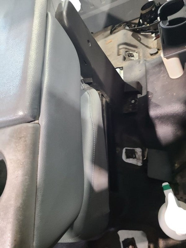 Front Seat Stationary Center 20 Vinyl Fits 11-16 FORD F250SD PICKUP 64