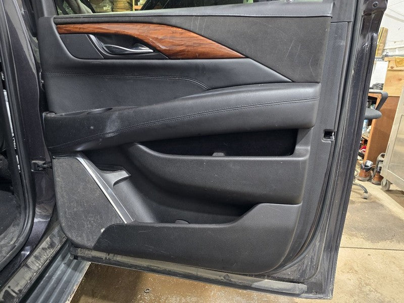 Passenger Right Rear Side Door Fits 15-20 ESCALADE ESV 636403