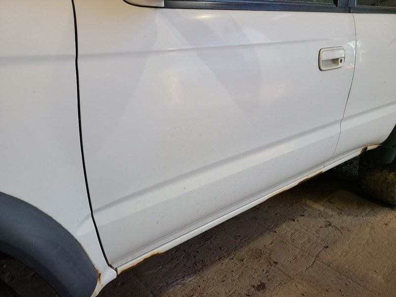 Driver Front Door SR5 Electric Windows Fits 96-02 4 RUNNER 675297