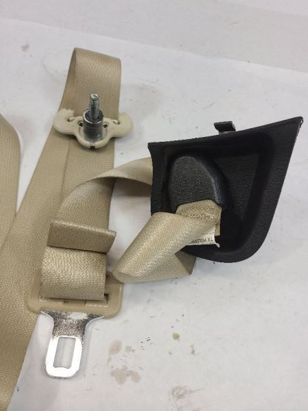 REAR EDGE      2008 2nd Row Driver's Side Retractor Seat Belt Rear 559