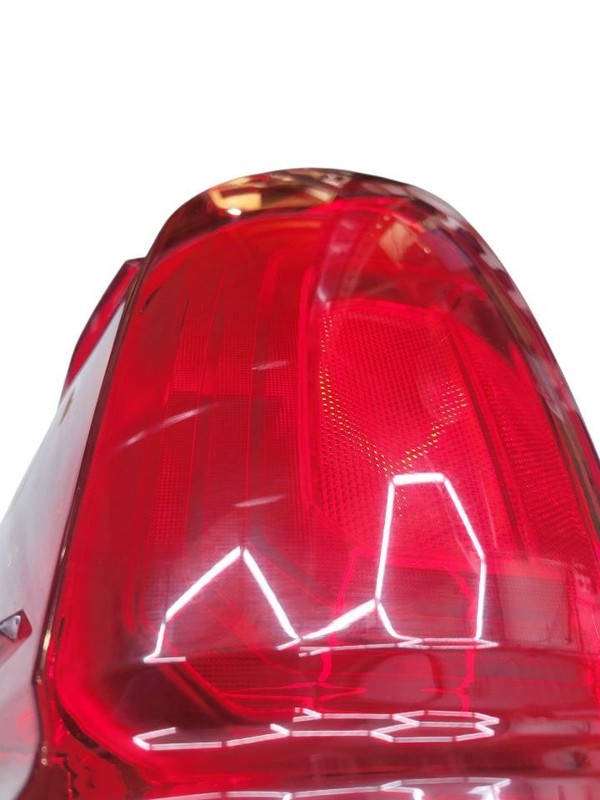 Driver Tail Light Without Bezel Trim Clear Lens Fits 16-17 TACOMA 6723