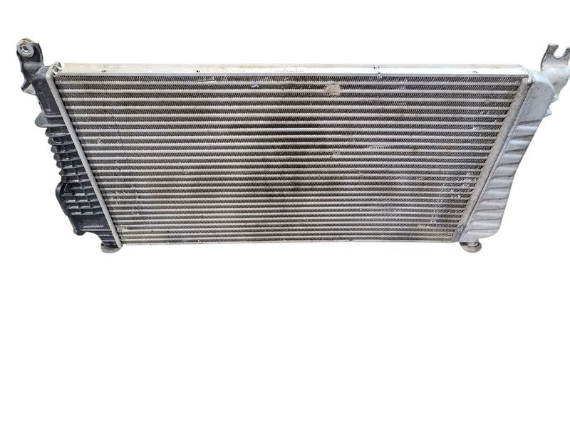Radiator Fits 06-10 SIERRA 2500 PICKUP 646685