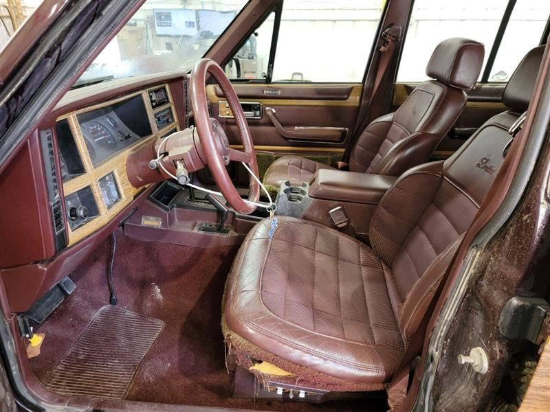 REAR WAGONEER  1989 Drivers Side Lap Seat Belt Rear 553176