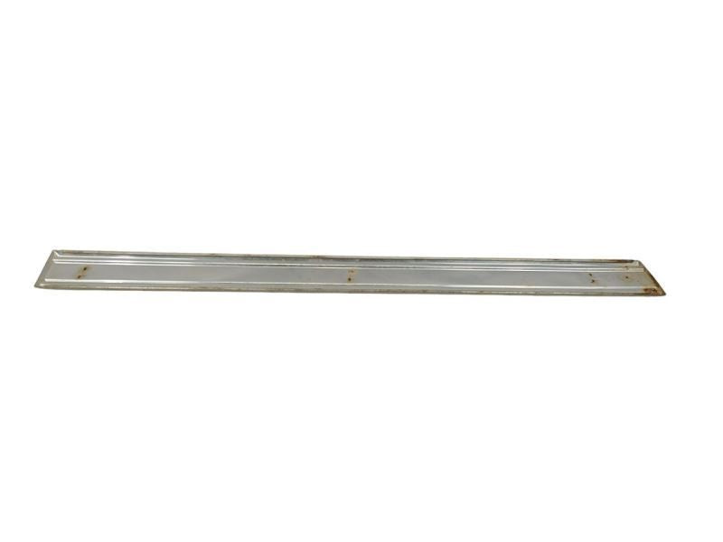 TDOD250   1990 Door Moulding Front 589815