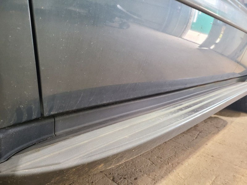 Driver Left Front Door Thru 11/14/10 Fits 07-11 AVALANCHE 1500 670109