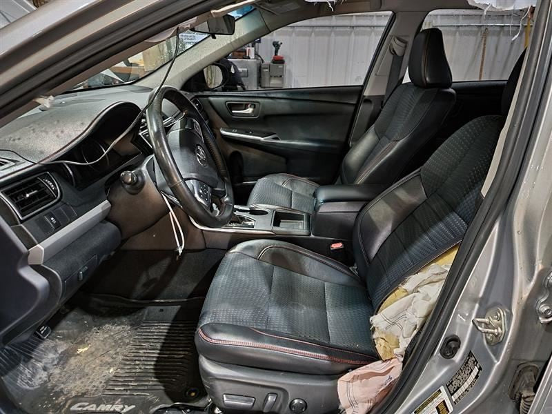 Passenger Right Air Bag Front Passenger Knee Fits 12-17 CAMRY 565635