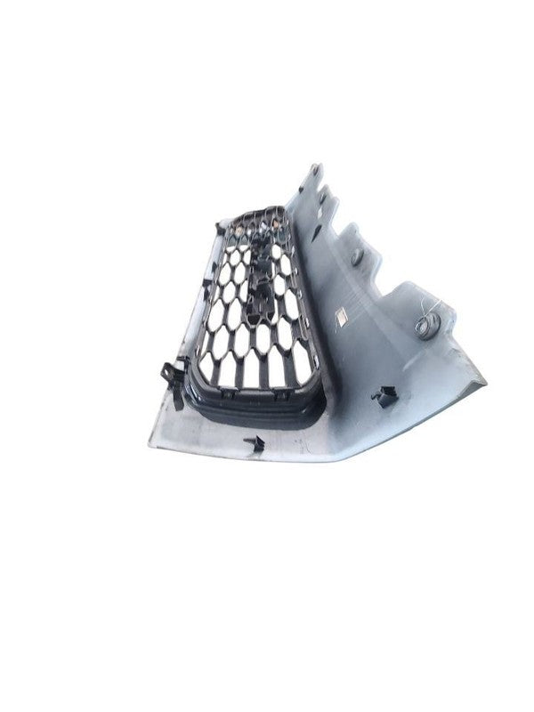 Grille Upper Silver Surround Fits 19-22 PROMASTER 1500 VAN 670485