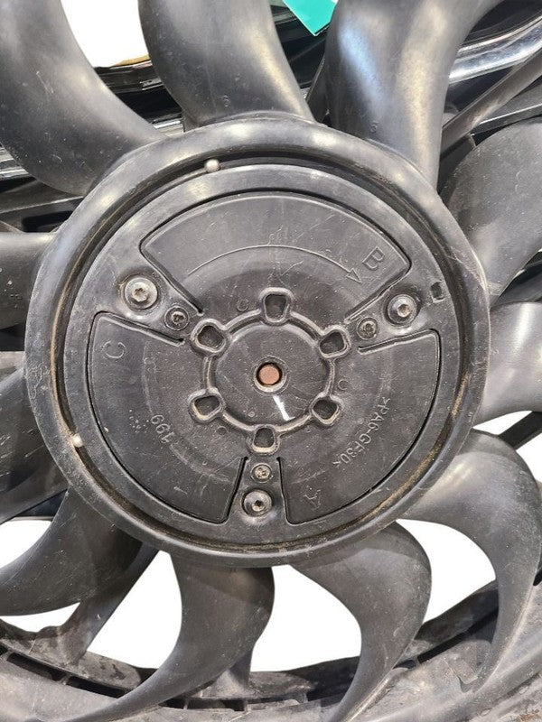 Radiator Fan Motor Fan Assembly Fits 21-25 MALIBU 668882