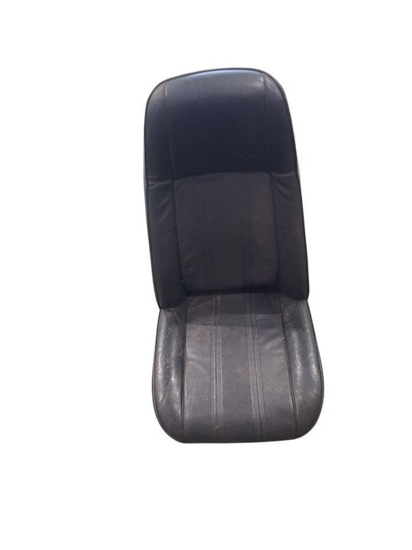 CJ        1985 Front Seat 679142