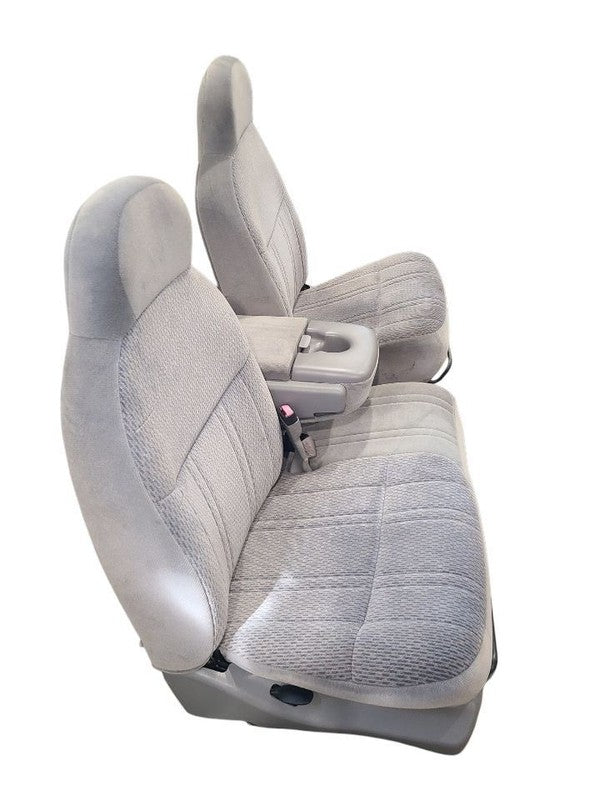 F250      1998 Front Seat 666808