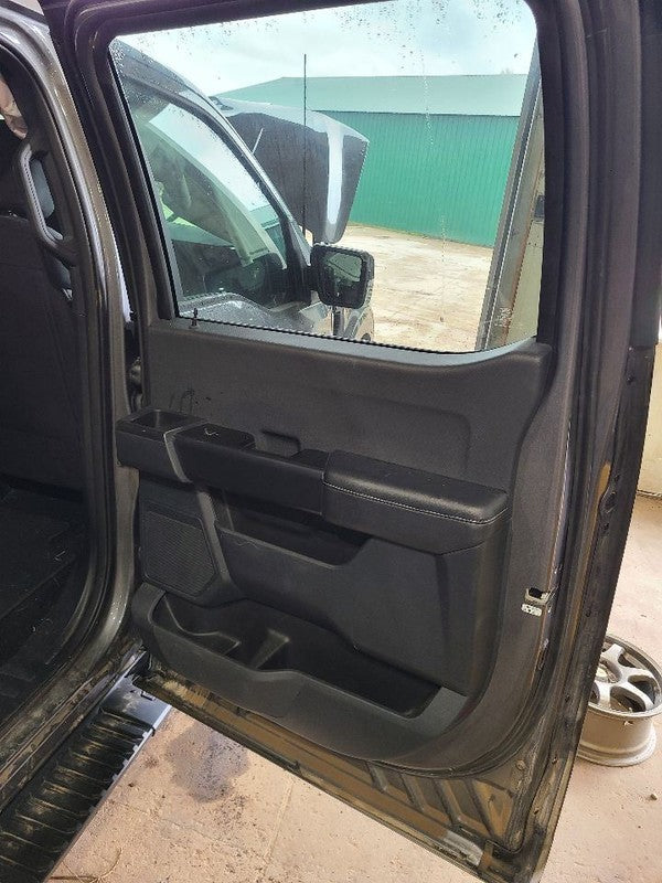 Passenger Rear Side Door Crew Cab King Ranch Fits 21-22 FORD F150 PICK