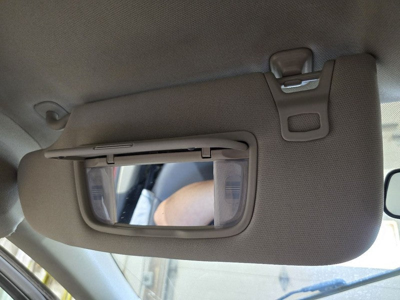 Driver Sun Visor Illuminated Without Sunroof Fits 17-20 FUSION 638103
