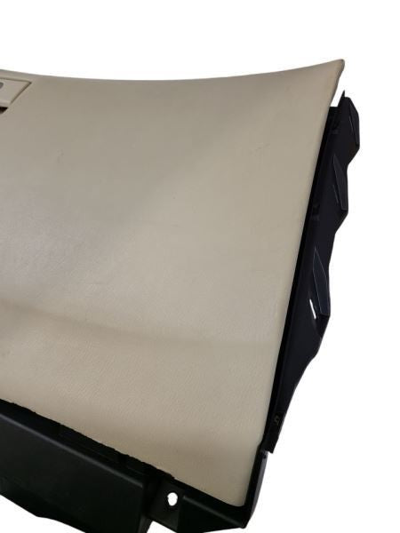 JX35      2013 Glove Box 600476