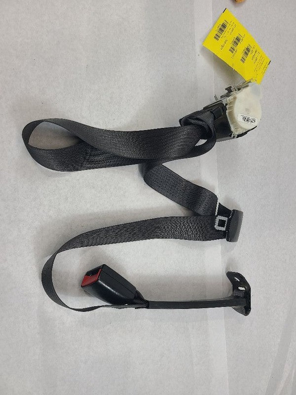 SILVRDO25 2010 Seat Belt Rear 605978