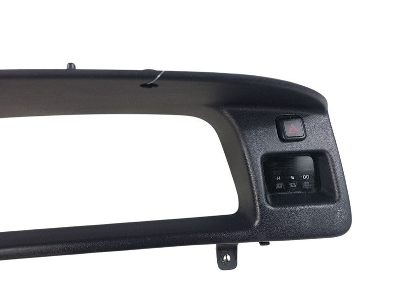 T100      1998 Dash Bezel 654012