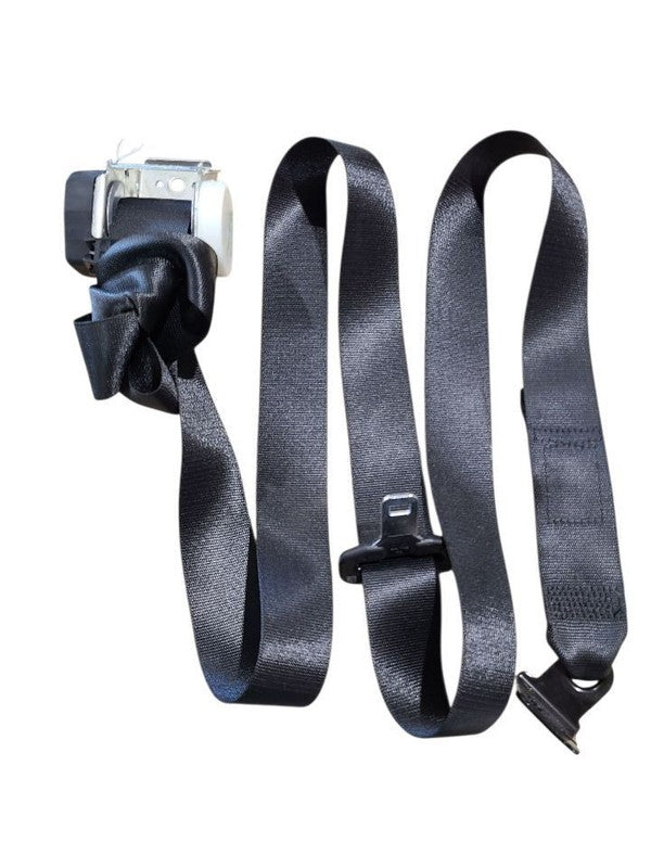 X1        2016 Seat Belt Rear 632511