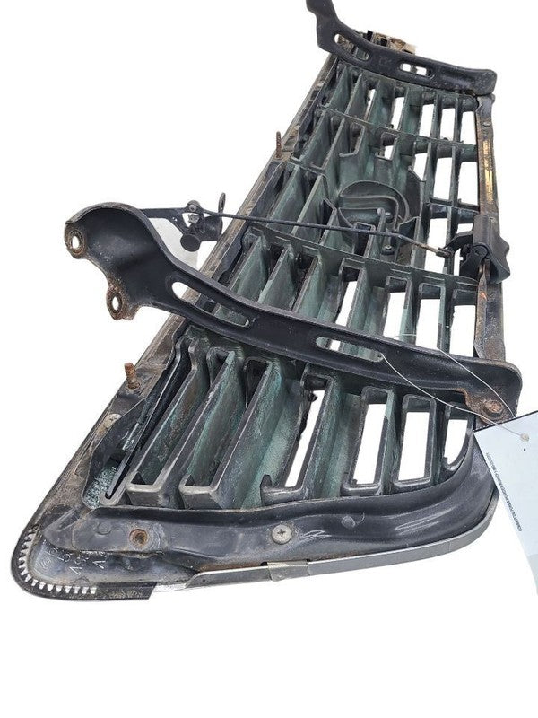 Grille Upper Fits 98-02 LEXUS LX470 674353