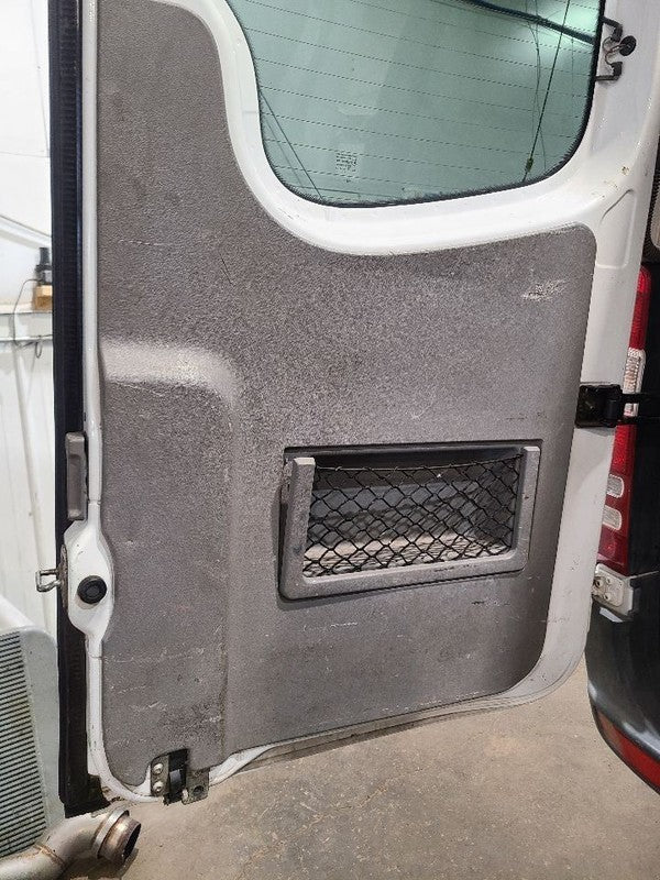Driver Rear Back Door Low Roof Fits 10-18 MERCEDES SPRINTER 2500 67609