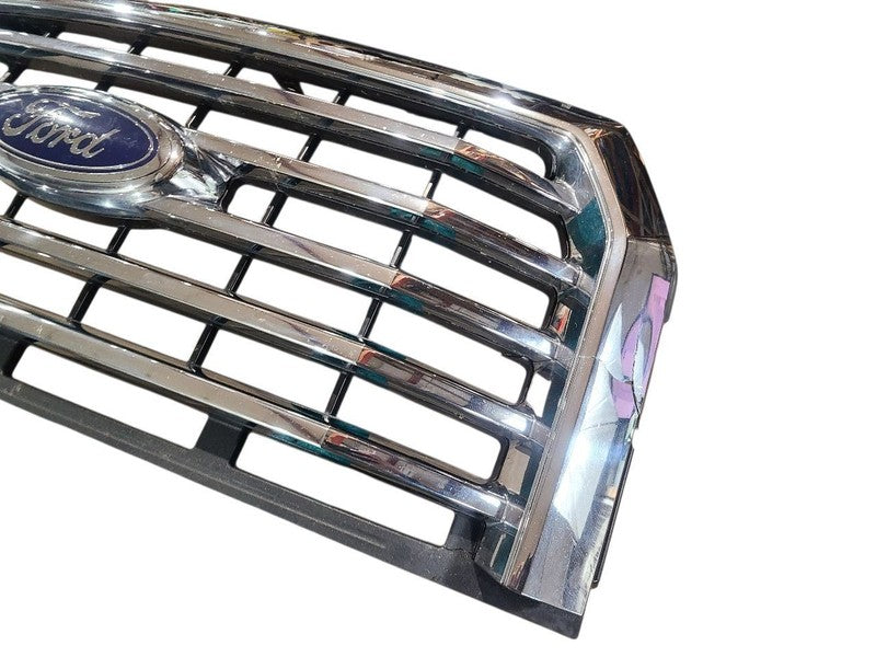 Grille Center XLT 5 Chrome Bars Fits 15-17 FORD F150 PICKUP 652350