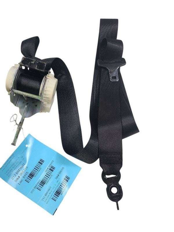 550I      2011 Seat Belt Rear 635638