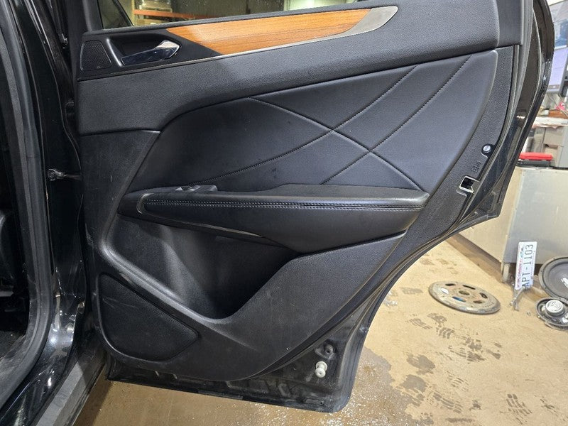 Passenger Right Rear Side Door Fits 15-19 MKC 627013