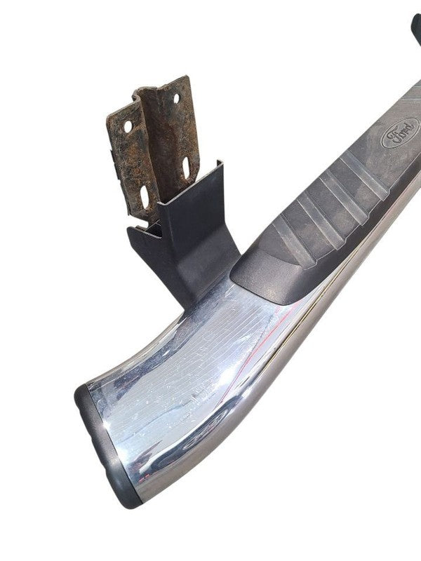 F250SD    2011 Running Board 663326