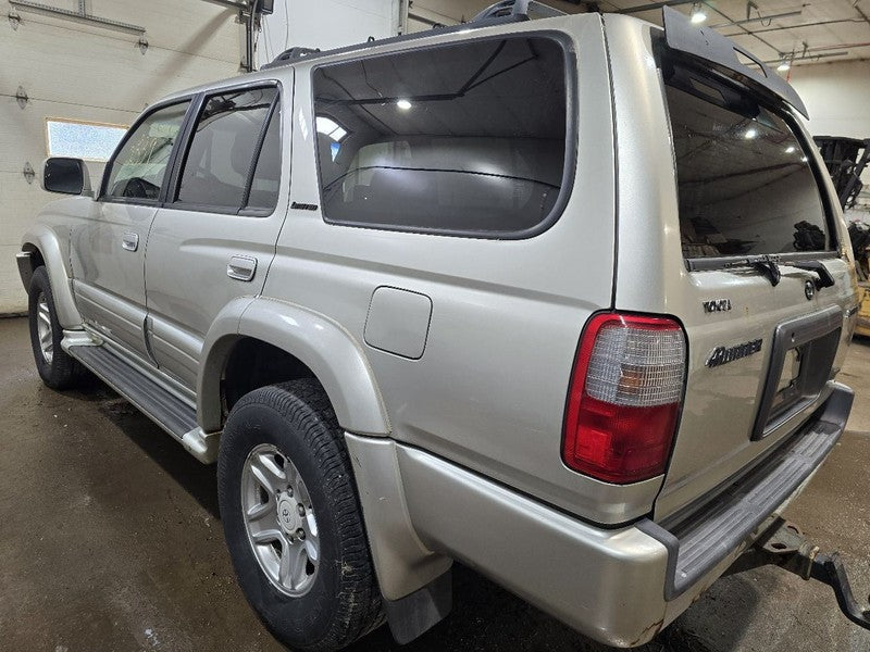 4 RUNNER  1999 Seat Belt Front 621837