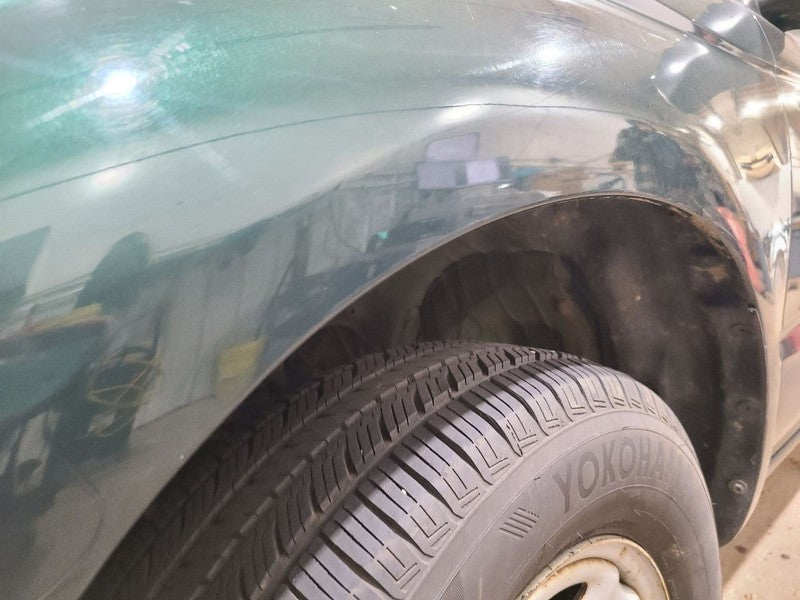 Driver Left Fender Without Fender Flare Fits 01-04 TACOMA 679517