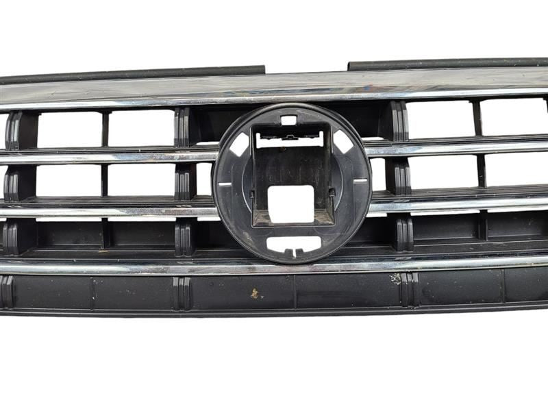 JETTA     2019 Grille 599757