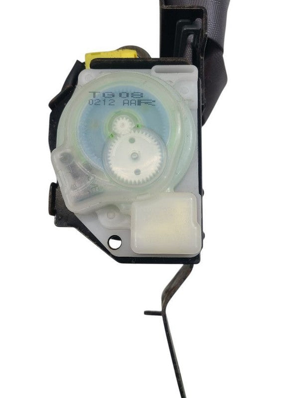 QX4       1999 Seat Belt Front 658267