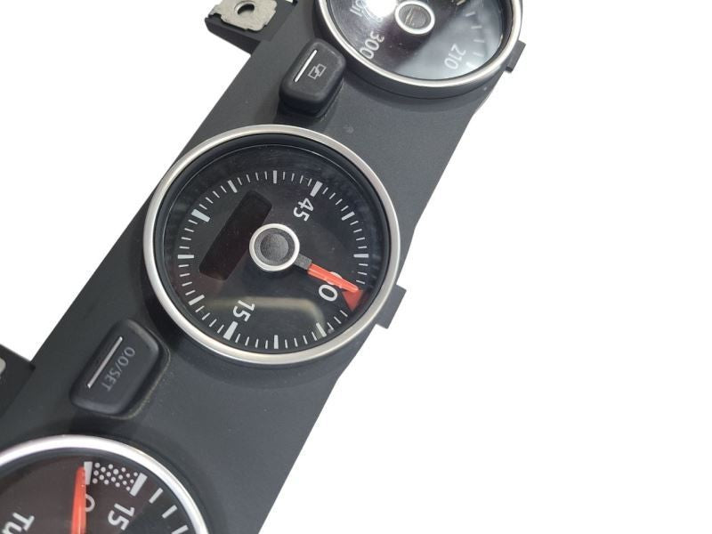 BEETLE    2013 Dash Turbo Boost Oil Temperature Gauges Instrument Clus