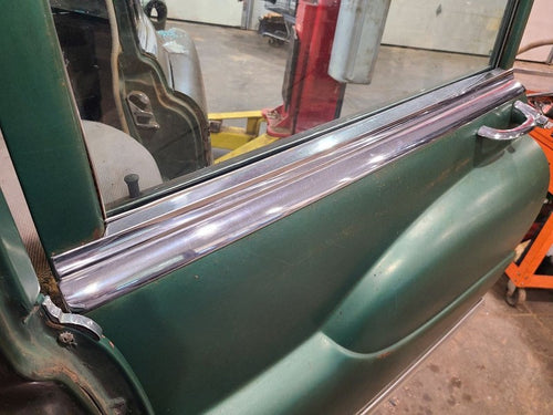 BUICK     1951 Door Moulding Rear 656447