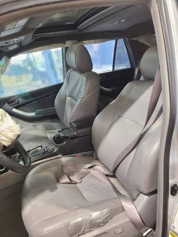 Driver Sun Visor Primary With Illumination Fits 05-09 4 RUNNER 660106