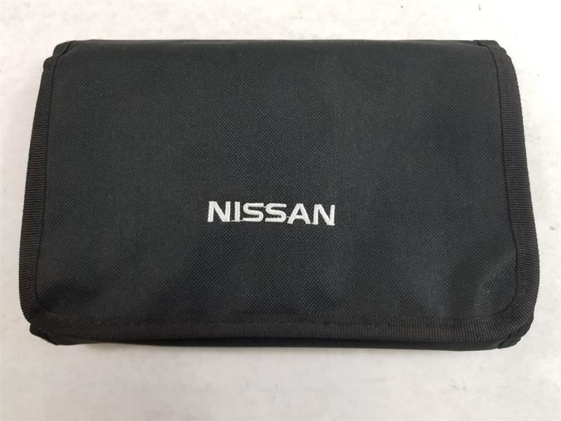 VERSA     2013 Owners Manual 496840