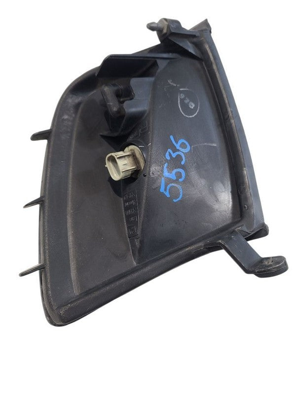 Passenger Corner/Park Light Park Lamp-turn Signal Fits 99-02 4 RUNNER 