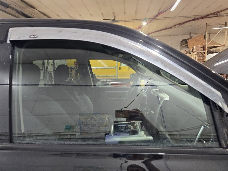 Passenger Front Door Glass Classic Style Fits 09-23 DODGE 1500 PICKUP 