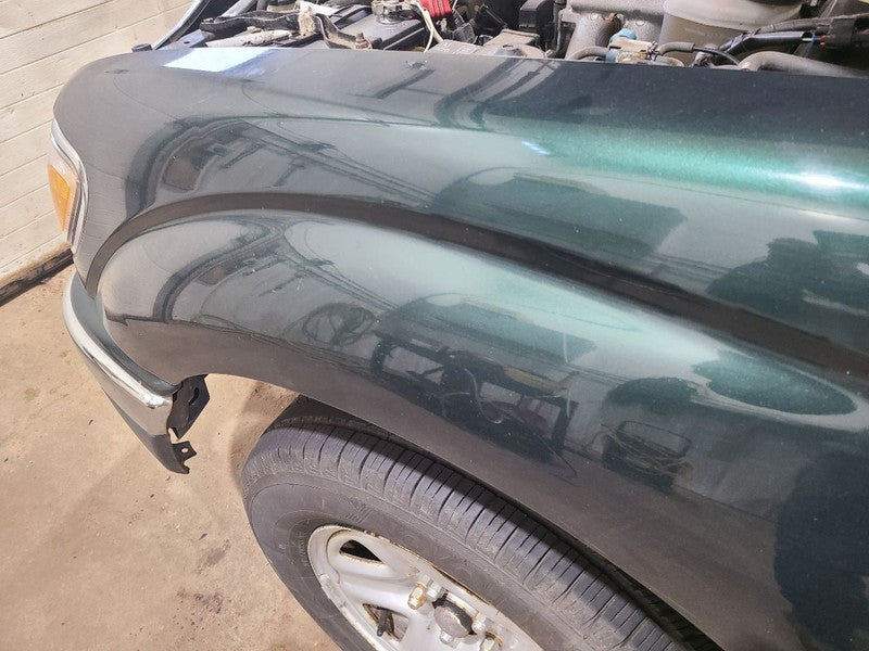 Driver Left Fender Without Fender Flare Fits 01-04 TACOMA 679517